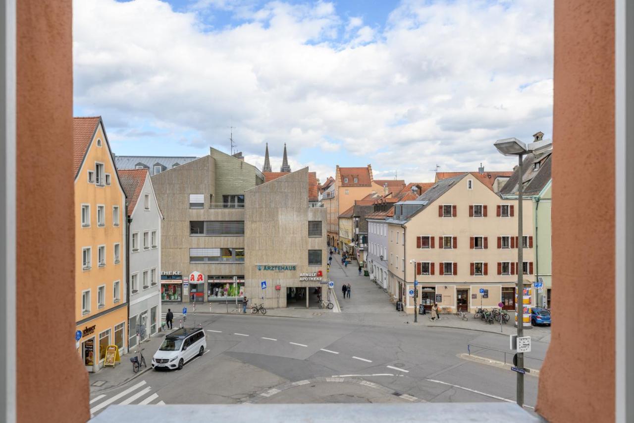 Arnulfsplatz Aparts Regensburg Exterior photo