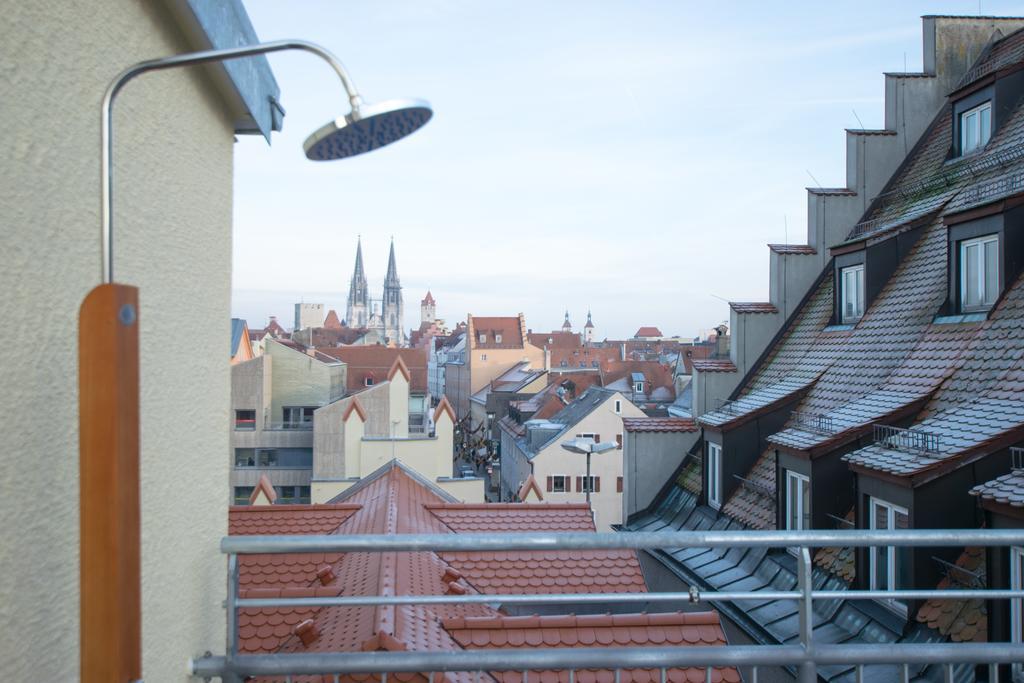 Arnulfsplatz Aparts Regensburg Exterior photo